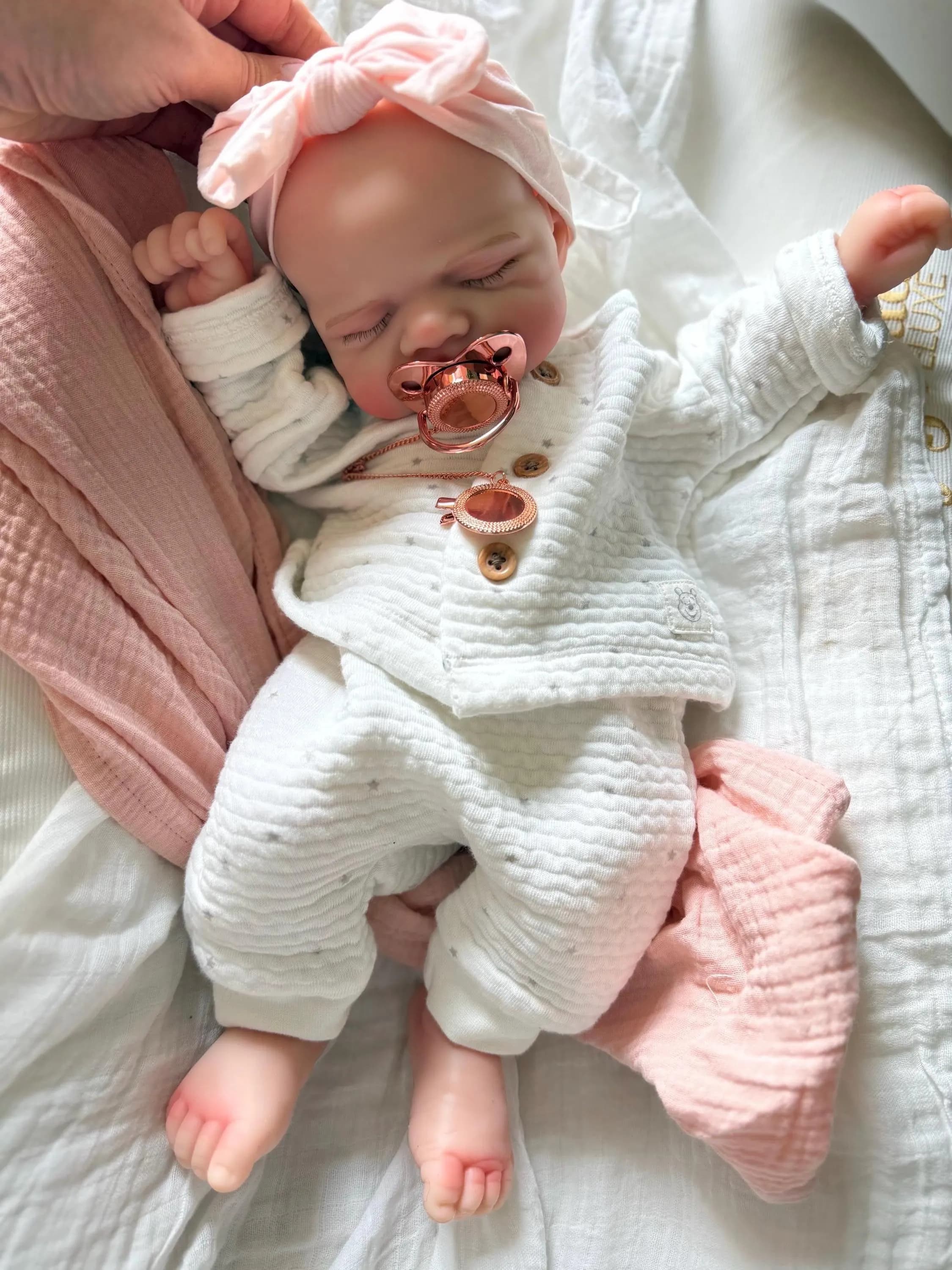 Silicone reborn baby girl – 18 inch, 6 lbs