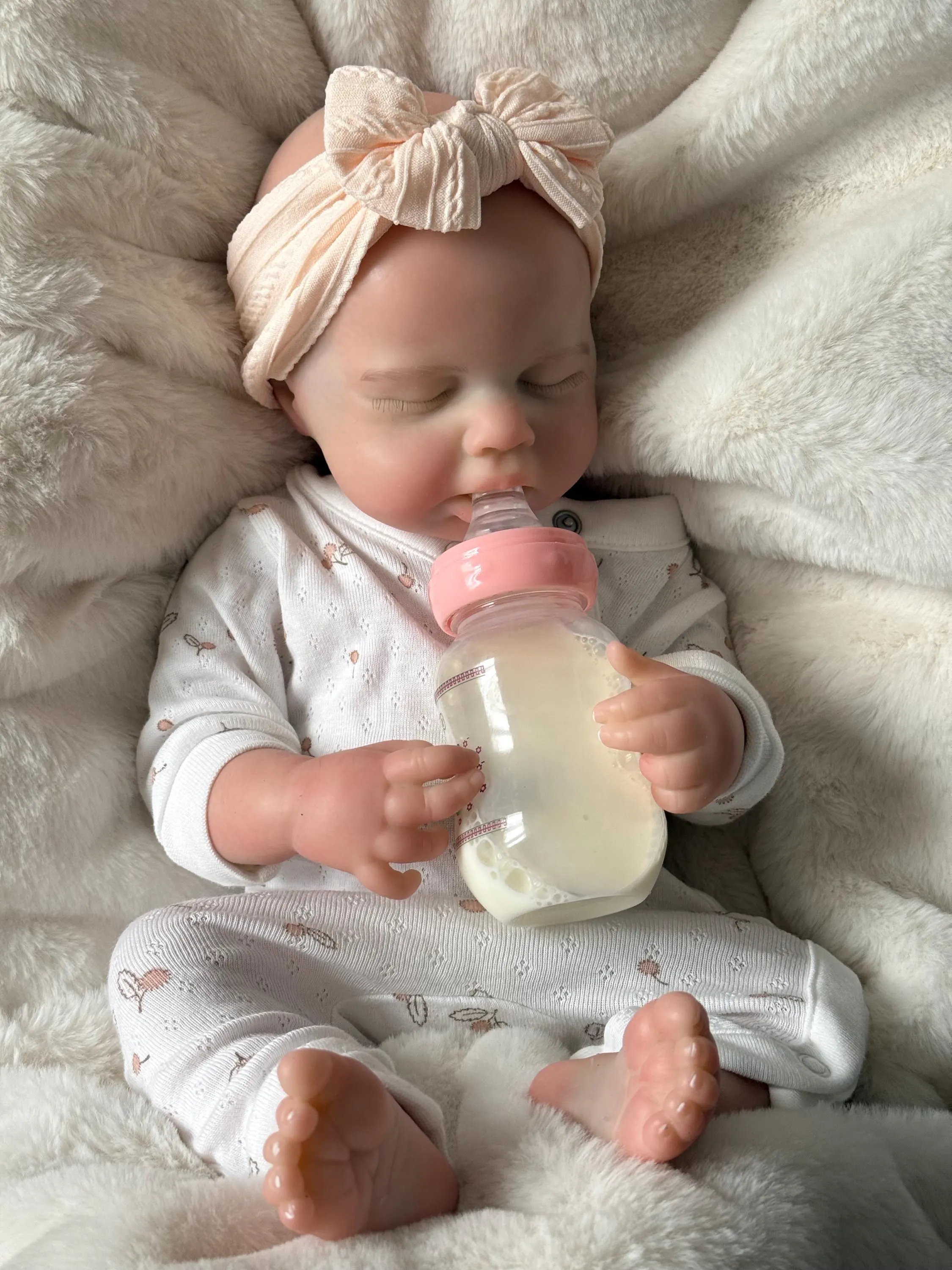 Silicone reborn baby girl – 17 inch, 5 lbs