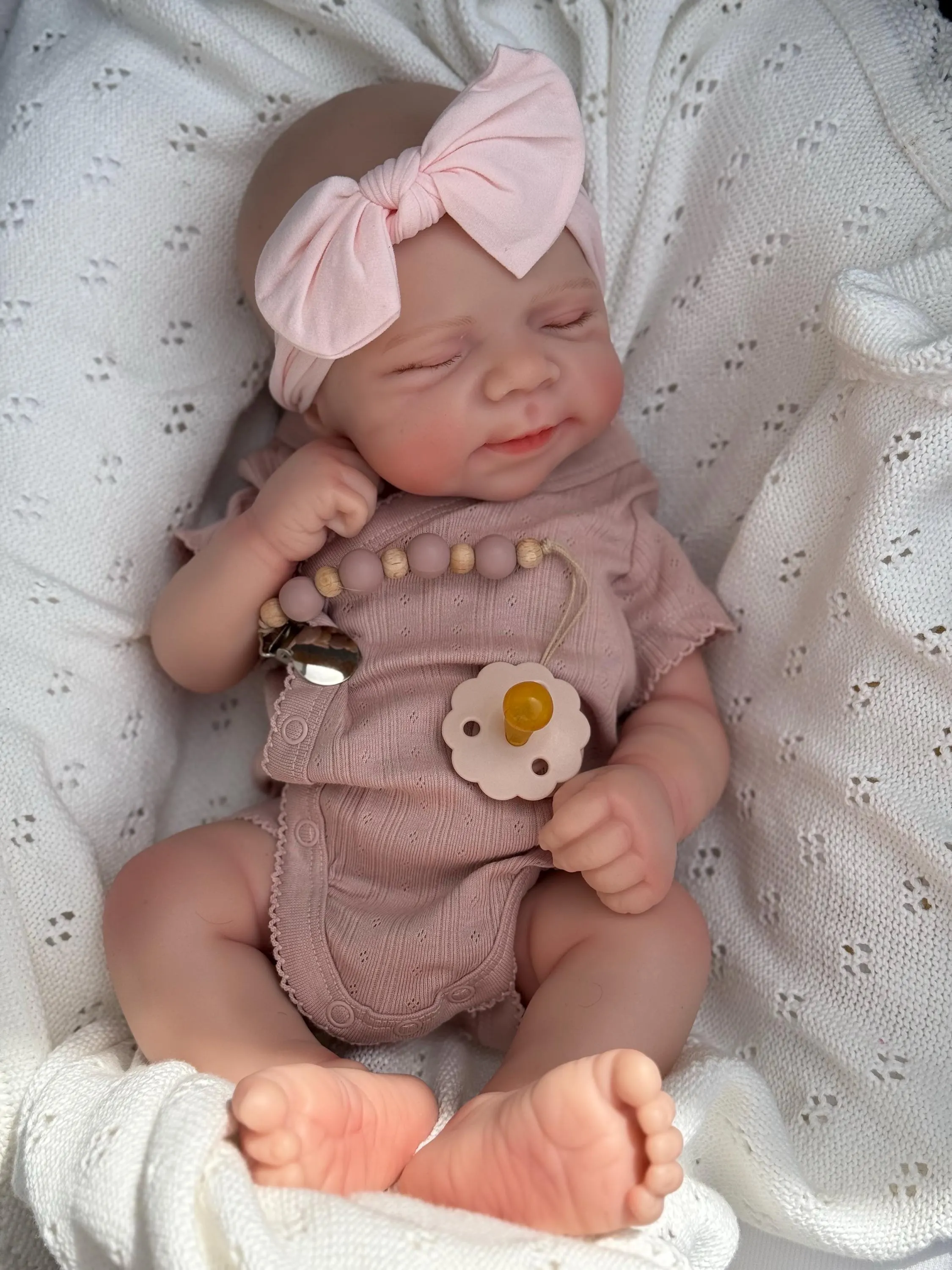 Silicone reborn baby girl – 18 inch, 6 lbs