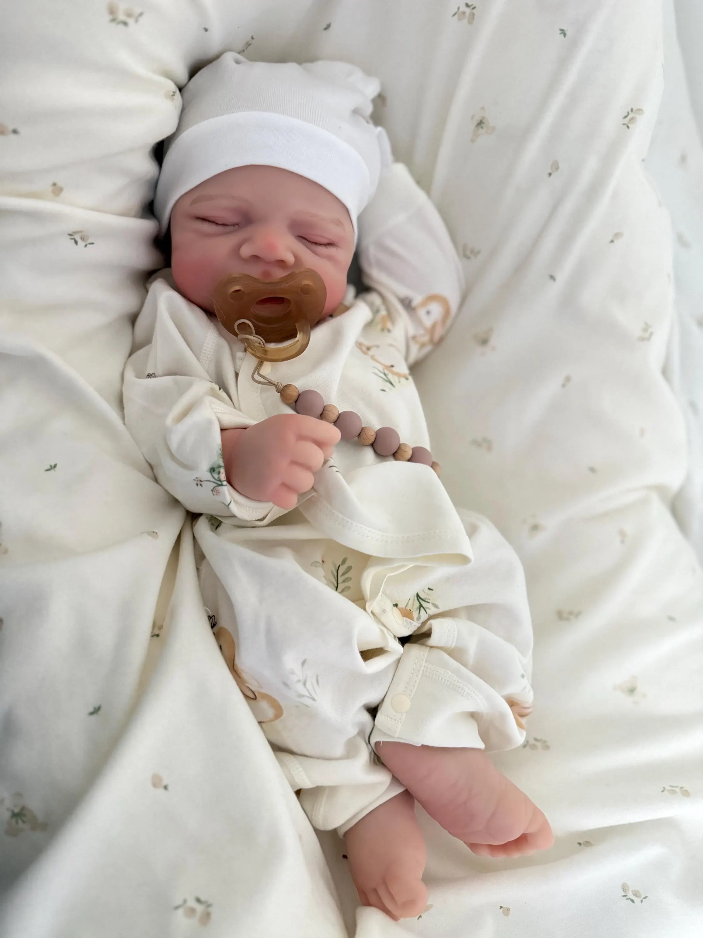 Silicone reborn baby girl – 18 inch, 7 lbs