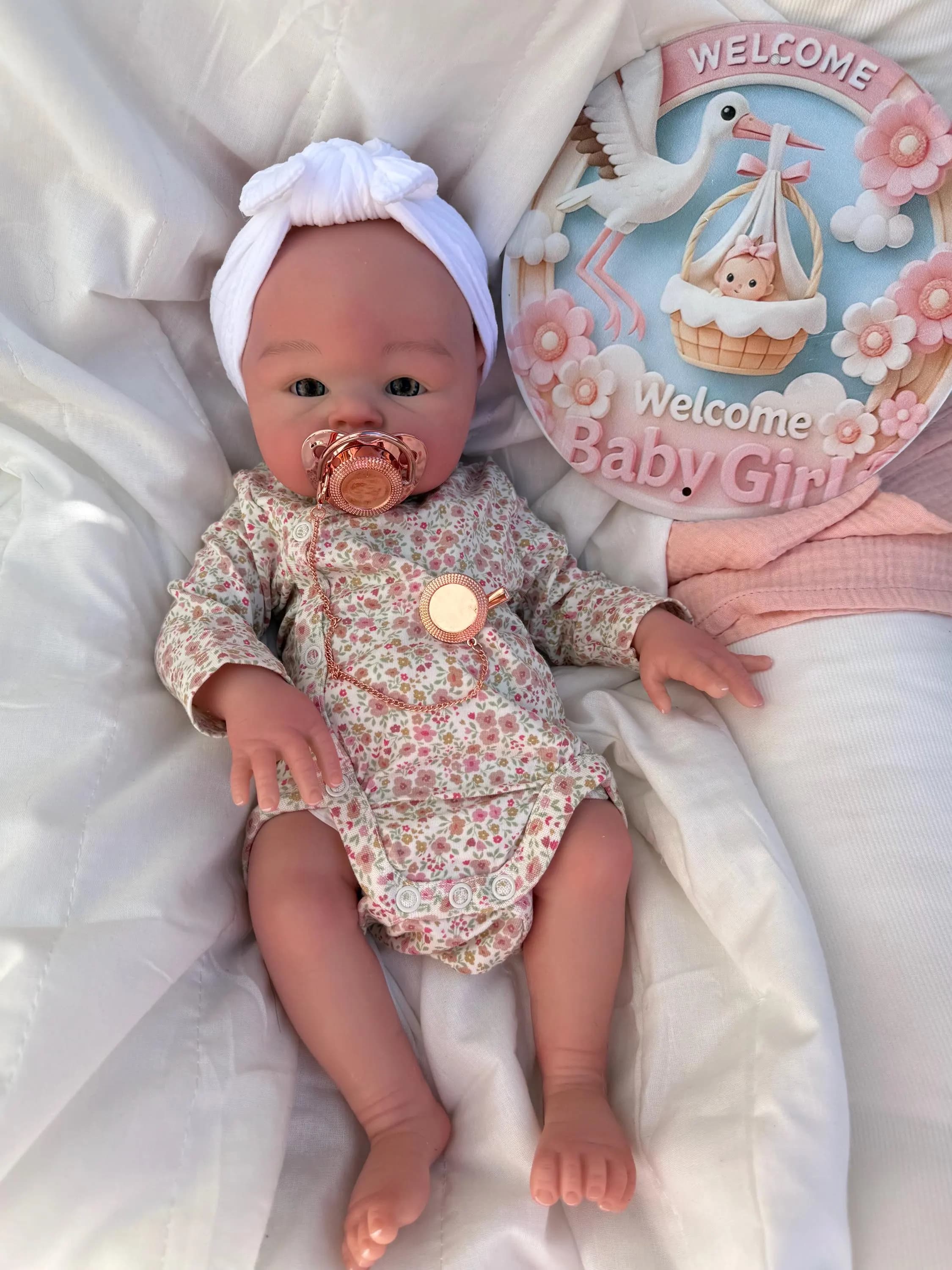 Silicone reborn baby girl – 18 inch, 7 lbs