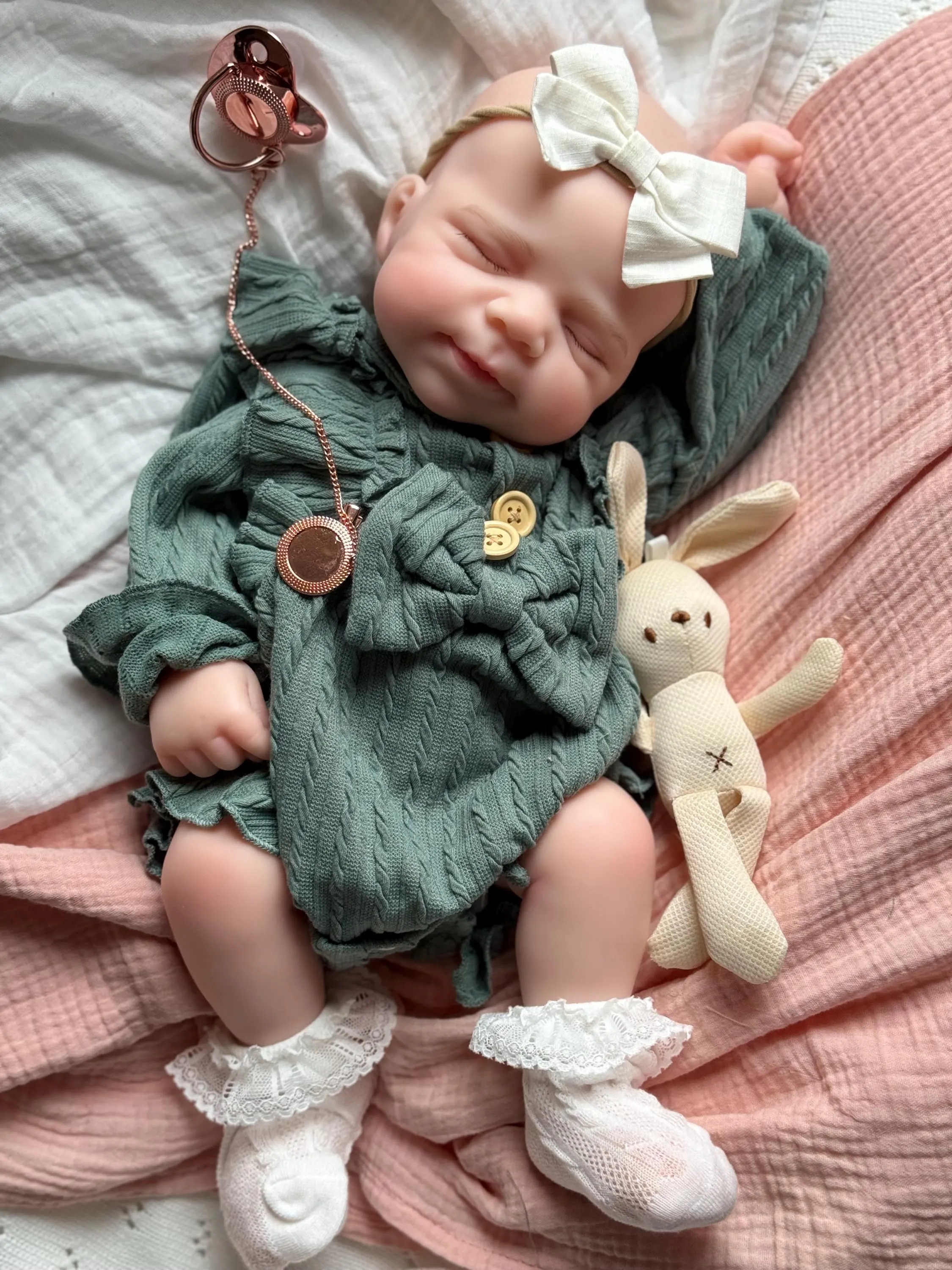 Silicone reborn baby girl – 18 inch, 7 lbs
