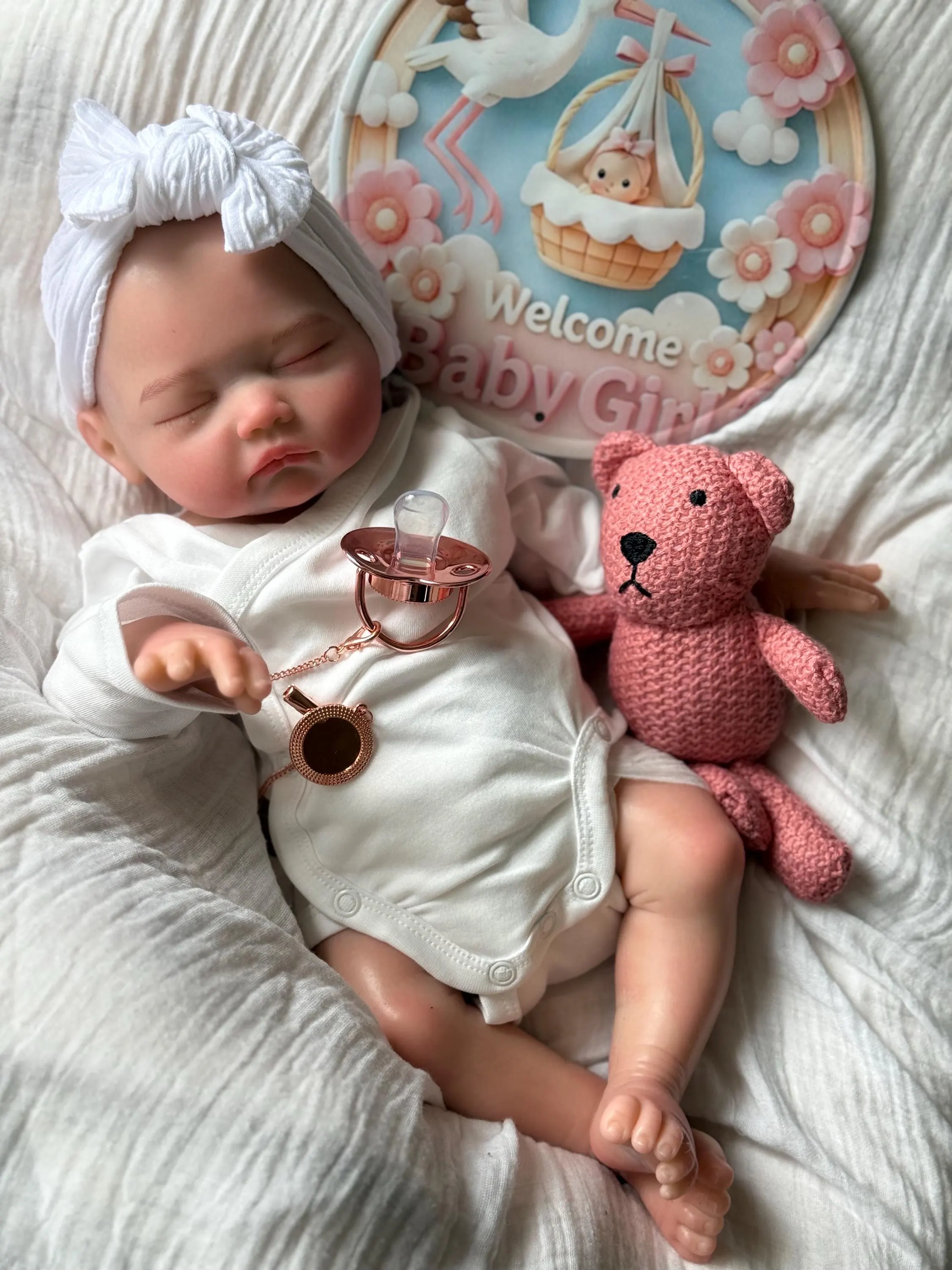 Silicone reborn baby girl – 18 inch, 5 lbs
